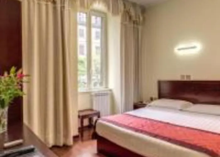 New Albatros Checkin Portafortuna Guesth House